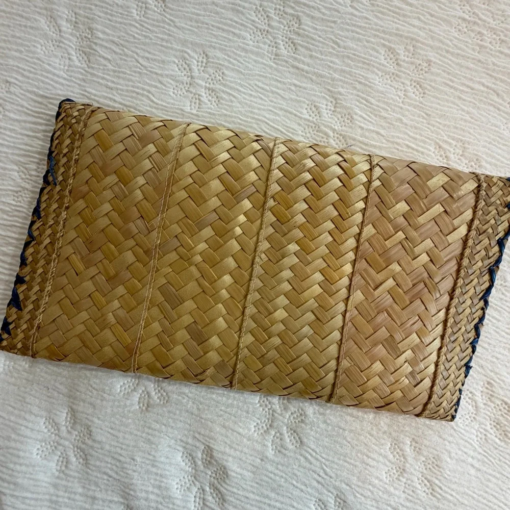 Vintage Straw Clutch Purse Floral woven handmade 11” - Picture 3 of 11
